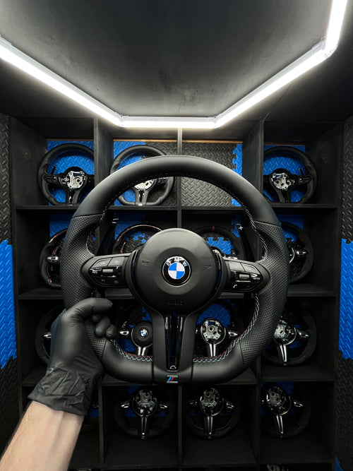 BMW 720d steering wheel with the airbag