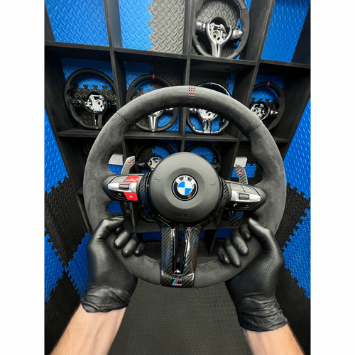 Bmw steering wheel without the m1 and m2 in gloss black buttons +heated and lane assist+ Alcantara airbag + grey stripe